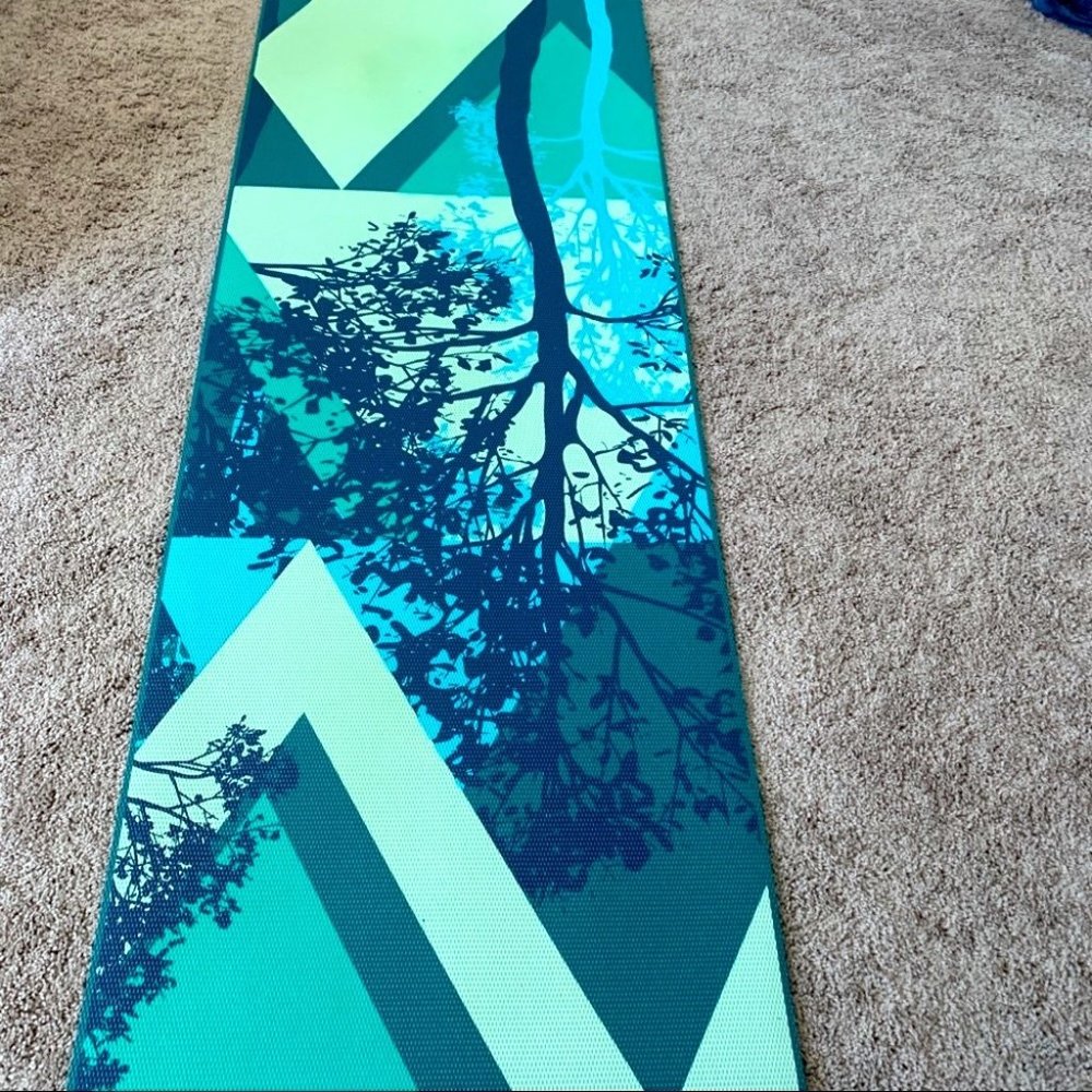 Rare color Gaiam Premium Yoga Mat Green Double Sided Tree floral thick